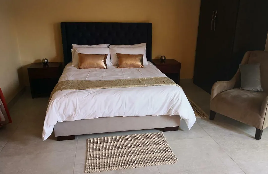 Mmakgabo Boutique Lodge-1